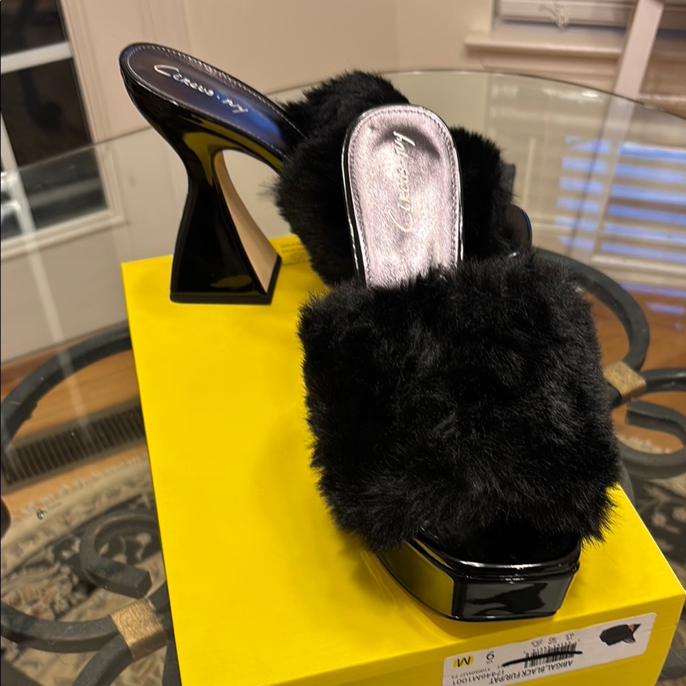 Circus by Sam Edelman Black Faux Fur Heels